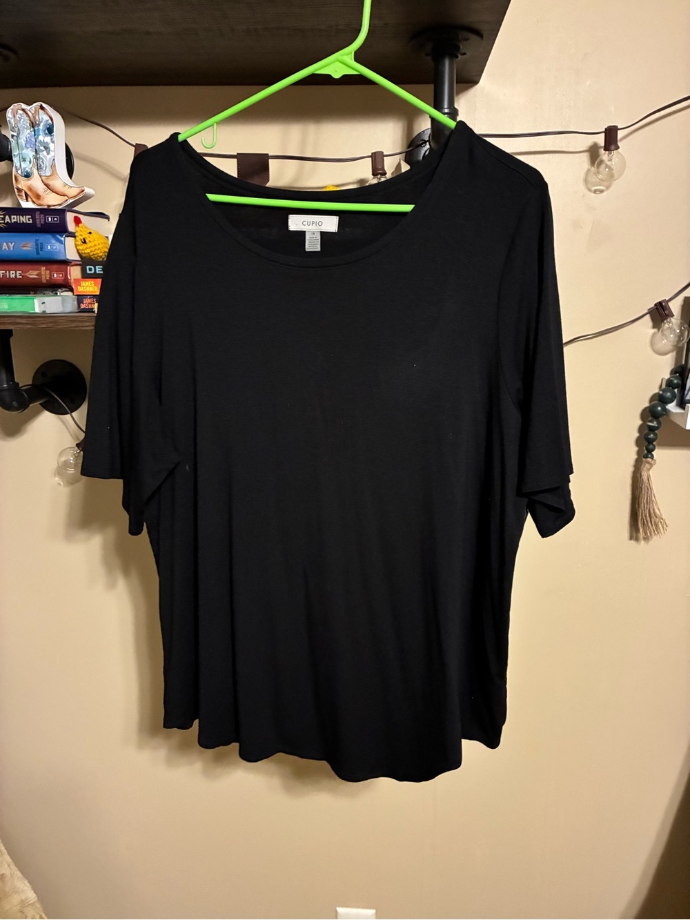 Cupio Black Relaxed Short Sleeve Crewneck Tee